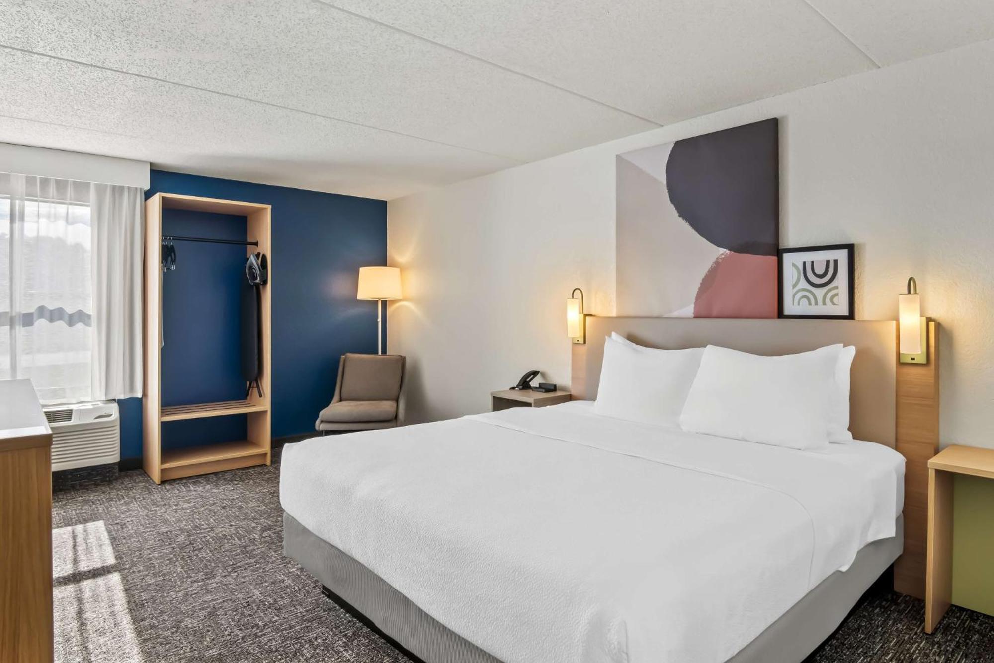 Surestay Plus Hotel By Best Western Stevensville St Joseph Экстерьер фото