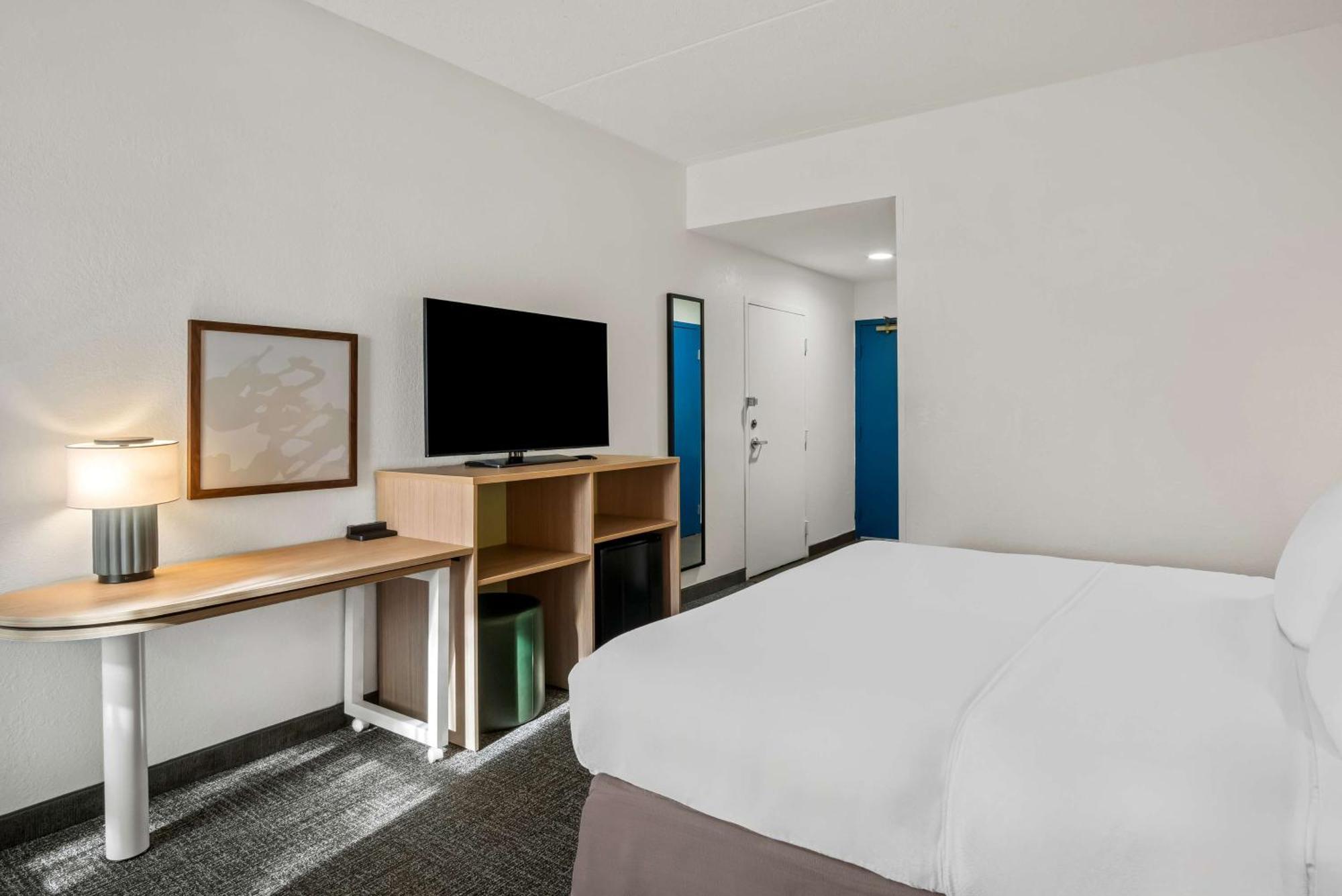 Surestay Plus Hotel By Best Western Stevensville St Joseph Экстерьер фото